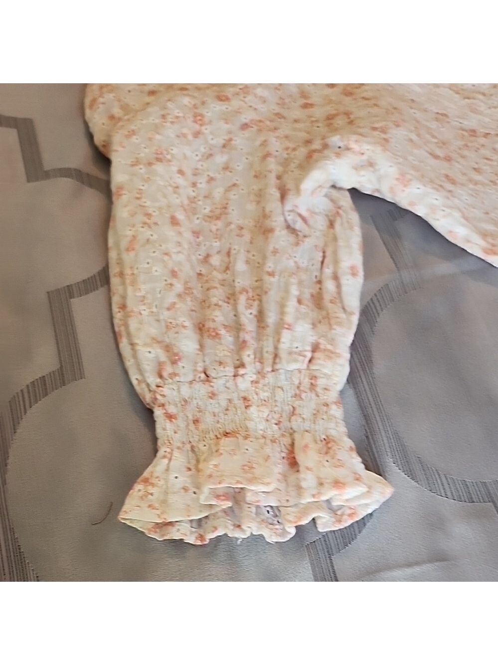 AURA Cream Lace Women's Top - Picture 8 of 9